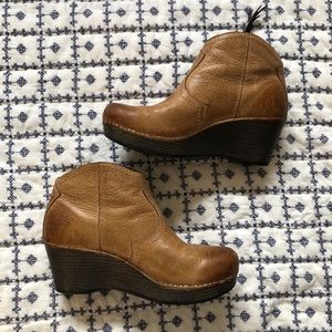 Dansko booties size 37